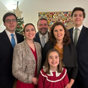Assunção Cristas Instagram - De todos para todos: um Feliz Natal!