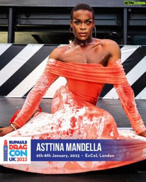 Asttina Mandella Instagram - It would be RUDE If I wasn’t there!
Excited to see you all at @rupaulsdragcon in London. Jan 6-8 2023✨💄