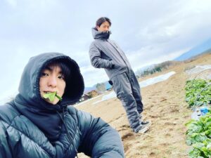Asuka Kudo Instagram - この前の年末に来たお客様はこの方でした😏
@maeda.gouki ＃前田公輝

初めて友達と年末過ごした笑
最高に素敵な時間をいつもありがとう☺️
とりあえず一つ言いたい。
俺より写り良すぎなのよ😑笑
やめてもらっていいですか🙄

#前田公輝
#年末