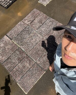 Asuka Kudo Instagram - この前2回目の生とうもろこしの苗作りをやり、もう少しで3回目の苗作りへ😏

苗達も元気に育ってるし、他の野菜達も負けじと育ってます🙇
野菜はもちろんだけど、生き物って凄いなと実感させられる日々🤔
野菜達、自然に学ばせて頂くことの多さに感謝。
その感謝の思いを、安心、安全、美味しさと共にお届けできるよう頑張ります🙇

なんか真面目な事を言ってしまった、、、笑

#農業#生トウモロコシ
#感謝#自然に学ぶ
#安心安全#次の世代に