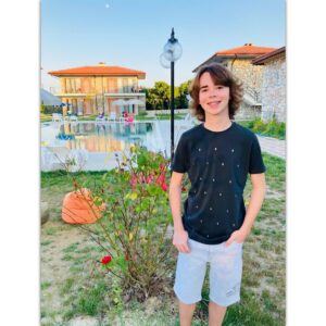 Ata Berk Mutlu Instagram - 🖤🖖