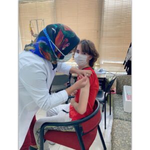 Ata Berk Mutlu Instagram - 1. Doz aşımızı olduk. Sağlıklı geleceğimiz için aşılanalım. 🙏❤️💉