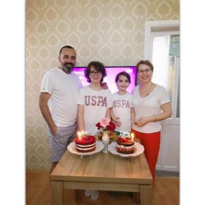 Ata Berk Mutlu Instagram - Doğum günümü kutlayan herkese çok teşekkür ederim... 😇✨🎉🎈🎁 İyi ki varsınız ! Sizi çok seviyorum. ❤️