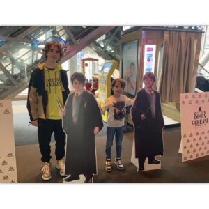Ata Berk Mutlu Instagram - #HarryPotterVeFelsefeTaşı 20. Yıl özel gösterimi.. 🧡⚡️ @sihir.dukkani