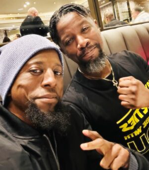 Atandwa Kani Instagram - Happy birthday to my younger brother, “The Homie”, my “Lieutenant”, my guy, Akum Kani… I just left the 3rd floor and now it’s you’re to run.. #30 #OrdersFromTheTop Happy Birthday mntaka mama…
