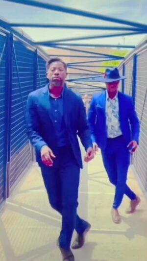 Atandwa Kani Instagram - Happy Birthday to my friend, my brother from another mother, my day 1, my twin. Ngu6 no9, Austin Martin Music Baby… Please say “The Baby”…… @austinshanduk They don’t make em like you anymore my brada.. I love you my guy..