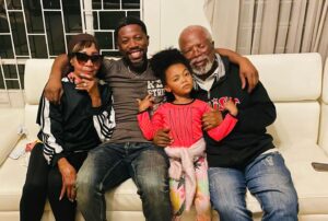 Atandwa Kani Instagram - Happy birthday to my beautiful mother… I’m so blessed to be able to spend this special day with you.. Happy Anniversary to my loving parents… I love you to no end..