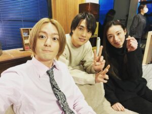 Atsuhiro Inukai Instagram - 今夜、24時9分から
ケイ×ヤク第5話放送です！ぜひ！
#ケイヤク#犬飼貴丈#英獅郎#なかよし#いつめん#我等友情永久不滅#墾田永年私財法
