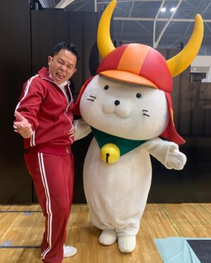 Atsuhiro Tsuda Instagram - NHKに出てます
なぜジャージなのか？
ひこにゃんかわい