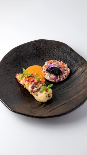Atul Kochhar Instagram - With spring is in full swing, @chefatulkochhar’s mind turns to delicious native lobster 🦞

Watch as he tells us what makes the celebrated shellfish one of his favourites to cook, brought to life with the right amount of beautifully balanced, subtle spices to showcase the seafood delicacy here in the Kanishka kitchen.

Try it for yourself with our à la carte menu’s special of butter poached lobster, monk’s beard, masala uttapam, caviar, and coastal Goan sauce 👌

#lobster #seafoodie #lobsters #cheflife