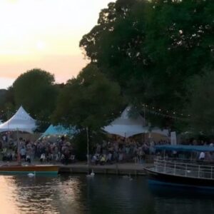 Atul Kochhar Instagram - Exciting news, folks! Save the dates for Pub in the Park 2024, where I'll be cooking up various delicious dishes and hosting a fantastic time! 🍽✨

I am excited to reveal our menu for the upcoming Pub in the Park & can’t wait to be part of this amazing line up, come join us and try our tasty dishes! 🌼🎉

Join me on 16-19 May, 28-30 June, 12-14 July, and 06-08 September 2024 for a culinary extravaganza you won't forget. Let's make memories together at this unforgettable event! 🎉🍻 

Tickets are on sale now at pubintheparkuk.com, or through the link in my story.

#chefatulkochhar #michelinstar #culinarycollaboration #atulkochharrestaurants #cheflife #michelinstarchef #atulgoplaces #pubinthepark #foodieevent #savethedate