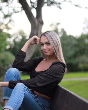 Audrey Blanchet Instagram - Your heart finally realized that being happy meant letting go🦋