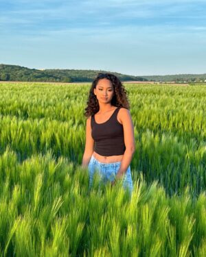 Audrey Ho-Wen-Tsaï Instagram - • Nature, a source of peace in my mind 🌾
 

@missguyane.organisation 

#peace #nature #sunset #missguyane2023