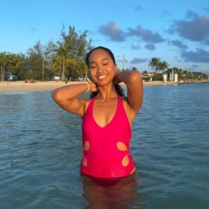 Audrey Ho-Wen-Tsaï Instagram - 🤍 PEACE 🤍

•
•
•
 

@missguyane.organisation 

#beach #stlucia🇱🇨 #holiday #sunset
