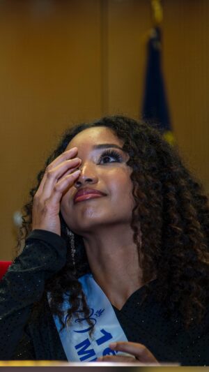 Audrey Ho-Wen-Tsaï Instagram - Notre 1ère Dauphine de Miss France 2024 est bien arrivée chez elle ! ❤️🫶🇬🇫

#MissGuyane2023 #LaGuyaneEnGrand #Audrey #1eredauphinemissfrance2024 #MissFrance2024