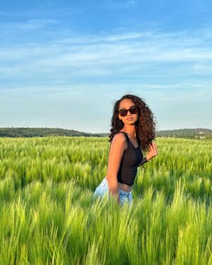 Audrey Ho-Wen-Tsaï Instagram - • Nature, a source of peace in my mind 🌾
 

@missguyane.organisation 

#peace #nature #sunset #missguyane2023
