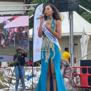 Audrey Ho-Wen-Tsaï Instagram - Hello hello, 🩷 

C’est déjà la fin de notre beau carnaval, j’espère que vous avez pu profiter au maximum ces moments de joie et de partage.☺️

Personnellement, j’en ai bien profité et je vous fais un retour en images sur mes apparitions durant cette période carnavalesque ! 🎉

1 & 2 - Grande Parade de Cayenne avec le groupe @kassialata_973 😍 ( ça faisait longtemps que je n’avais pas défilé dans les rues 🤭) Merci à @moussavideo pour ces belles photos et à @tarquin_benel pour ma tenue 😉
3 - Présente lors de LAKKARNIVAL 🎉🎉
4 - Le vidé de la @ctdeguyane ( d’ailleurs c’était mon premier vidé matinal 😸 ) 
5 & 6 - Grande Parade de Kourou 🥰 
7 & 8 - Ouverture du Carnaval à Paris 🎊 ( Merci à @theblack._royalty pour les photos 😉) 
9 - Bal des enfants à Paris 🤍
10 - Ouverture du Carnaval en Guyane 🥳🇬🇫

@missguyane.organisation 

#carnaval #guyanefrançaise🇬🇫 #missguyane2023 #carnival