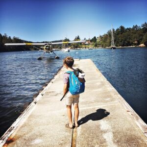 Audrey Marie Anderson Instagram - Waiting for our ride.
