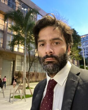 Augusto Garcia Instagram - Hoje foi dia de atuar como CONCILIADOR do Juizado Criminal quase até o fechamento do Tribunal de Justiça. Uma experiência muito enriquecedora e gratificante.