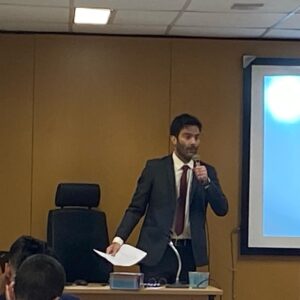 Augusto Garcia Instagram - Registro da primeira aula que ministrei na minha amada Escola de Magistratura do Estado do Rio de Janeiro (EMERJ). Para quem não sabe, a EMERJ é a única Escola de Magistratura em todo Brasil com todos os processo de trabalhos certificados de acordo com a norma ISO 9001. Responsável pela formação de importantes juristas que atuam em todas as regiões do país. É a realização de um grande objetivo e uma enorme felicidade. #souemerj.