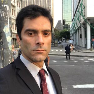Augusto Garcia Instagram - Mais um dia! #advogado