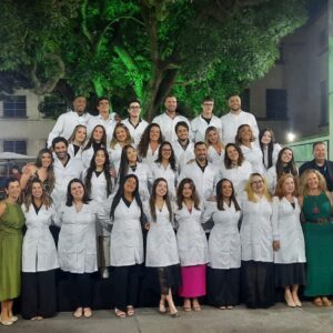 Augusto Garcia Instagram - Cerimônia do Jaleco. Agora sou, oficialmente, um acadêmico de Medicina. #medicina #médico