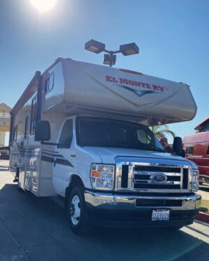 Augusto Schuster Instagram - Estuvimos de viaje hace unas semanas y recorrimos 4.785 km en una Camper por distintos Parque Nacionales de 🇺🇸. Este fue uno de mis favoritos por lejos!! Grabé mucho contenido que voy a subir en partes para mostrarles más, pero aquí está mi primera selección de fotoss ✨🌎🫶🏻
