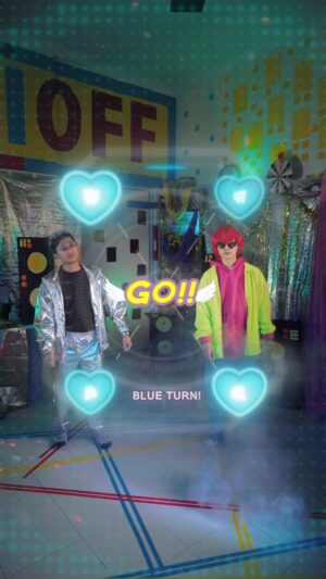 Aulion Instagram - Mari berjoget bersama! ↖️↗️↙️↘️ 
Mainkan sesuai warna yahh 💙❤️
#interactive #vfx