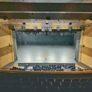 Aulion Instagram - Panggung pertamaku sebagai pemain musikal 🥹 Plis pada nonton yaa, mumpung diskon 50% (kode promo: andovi30) di Loket.com search aja Polarisasi Musikal.

Banyak opsi jadwal nonton, pilih satu show ajaa! yuk luangkan waktu kalian untuk nonton!
Show 2 : Jumat 2 Feb - 19:30
Show 3 : Sabtu 3 Feb - 15:00
Show 4 : Sabtu 3 Feb - 19:30
Show 5 : Minggu 4 Feb - 15:00
Show 6 : Minggu 4 Feb - 19:30
Info: @polarisasimusikal 

Performance ini akan dimainkan secara langsung, live band & orchestra, live singing & dancing. Dengan cerita yang kekinian banget tentang pemilu yg dikemas secara fun!

Gue berperan sebagai Rizal, atau panggilan sayangnya Ical 🙃 yuk dateng liat Ical menggoyangkan panggung Graha Bhakti Budaya, Taman Ismail Marzuki 🕺🏻💃🏻