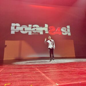 Aulion Instagram - Yang udah nonton, jangan spoiler yaa 🤣 Yang belum nonton, masih bisa dibeli tiketnya di loket.com, masih ada 4 show lagi sampe minggu!! Yuk ketemu Rizal di @polarisasimusikal ✨