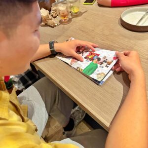 Aulion Instagram - AULIOFF TEAM⚡️
Dear Rama, nggak bisa dipungkiri bakal kangen sama kehadiranmu di kantor. Terima kasih untuk segala tawa, cerita, dan support-nya selama ini. Kamu adalah bagian penting dari tim kita, dan kepergianmu pasti meninggalkan kesan mendalam. Semoga di tempat yang baru, kamu bisa terus berkembang dan meraih semua impianmu. Jangan lupakan kami di sini, dan jangan segan untuk mampir kalau ada waktu. Sukses selalu, teman!🥹

Ini caption dari ChatGPT sih Ram, cuman gue setuju banget. Happy Graduation di Aulioff Team yaa! 💟
____________________________

Q&A
1. Rama kenapa cabut? life happens
2. Apakah Aulioff buka loker? lagi engga
3. Foto ini dinner di mana? @markette.jkt Kokas
4. Sila ke-3? Persatuan Indonesia
5. Lebih bagus AC inverter atau non-inverter?  Biaya inverter lebih mahal di awal tetapi menghemat uang untuk tagihan listrik dari waktu ke waktu