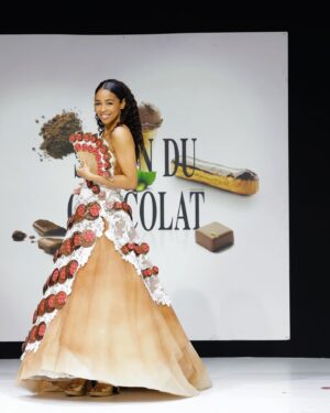 Aurélie Konaté Instagram - Merci @salonduchocolat de m’avoir invitée à défiler pour @mecenatcardiaque 
Merci à toutes les équipes qui participent bénévolement à ce bel événement.
@nathancaillard @denisjullemier @deslischocolat @chrisnael @lionelrouzaud @solener_mua 
📸 by @marwan_photographer 🍫