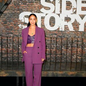 Aurélie Konaté Instagram - Avant première de #westsidestory 
Quel film! La magie opère 60 ans après le film original.
Bravo monsieur Spielberg.