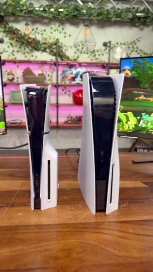 Austin Evans Instagram - How much smaller is the PS5 Slim?