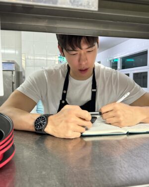Austin Kang Instagram - Work in paradise! Thank you everyone for this amazing experience! 

📍@intercontinentalhuahin