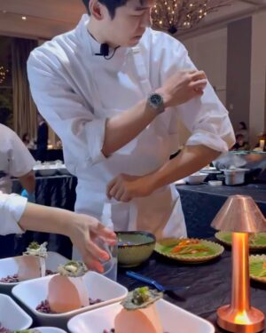 Austin Kang Instagram - Work in paradise! Thank you everyone for this amazing experience! 

📍@intercontinentalhuahin