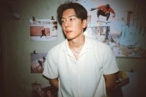 Austin Kang Instagram - 벌써 5월도 끝나가는 중😟 
cali vibes in seoul~~