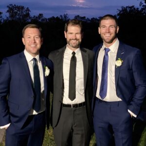 Austin Stowell Instagram - Happy #nationalsiblingday from The Three Chins! There was a time when I wished I didn’t have older brothers but little did I know how useful you would be in learning how not to get caught. To the Villa Villekulla, mmmmm BEER!, and enjoying every sandwich. Love you guys 🧔🏻 🎉 👨🏻 🥳 🧑🏻