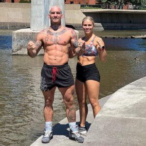 Austin Vanderford Instagram - Feeling good 😎 ready to get after it!!!