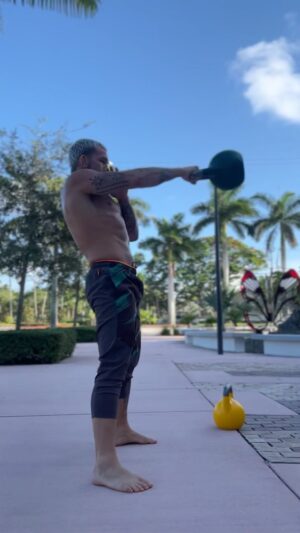 Austin Vanderford Instagram - Flowing 🌊 with the kettlebell