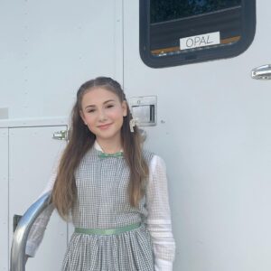 Ava Grace Cooper Instagram - Set🎬🤍
#wcth #opal #set #filming