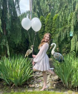 Actress Ava Grace Cooper HD Instagram Photos and Wallpapers August 2022