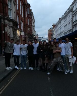 Avi Angel Instagram - 📍London