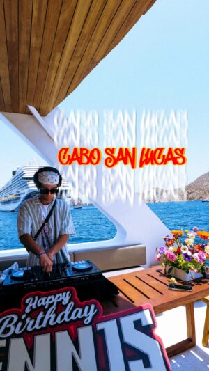 Avi Angel Instagram - Cabo vlog out this week!!🇲🇽🇲🇽
Link in bio