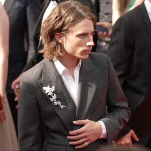 Axel Auriant Instagram - C’était l’amour ouf à Cannes !! 🫠😎
thanks to @persol for the journey 

@boucheron x @repettoparis 
hair by @fabbhairdresser 
mua @prunelle_makeup 
@bbr.image and the whole crew