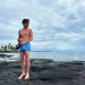 Axel Auriant Instagram - Hawaiian dump 🏄🏼‍♂️🦈🪂🤿☀️🥞🍟