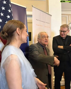 Axel Kuschevatzky Instagram - Sábado a la noche, cine.

Festejando con Martin Scorsese el estreno mundial en el Festival de cine de Tribeca de nuestra película EL AROMA DEL PASTO RECIÉN CORTADO.

EL AROMA DEL PASTO, protagonizada por Joaquin Furriel y Marina de Tavira dirigida por Celina Murga y presentada por Martin Scorsese.

#cine #cineargentino #cinenacional #joaquinfurriel #marinadetavira #celinamurga #tribeca #elaromadelpastoreciéncortado #thefreshlycutgrass #martinscorsese

@celina_murga @tribeca @joacofurriel @mardetavira @emanuelparga @vero.gerex @rominapeluffo_ @martinscorsese_ @tresmilmundoscine @mostracineok @infinityhill @dopaminemx @juanvillegas018 @cindyteperman @mondefi @fidelanavarro_oficial @benjaminsalinassada @tomaseloymunoz @bistagnino @phinglynn @infinityhill @nadadorcine @Weydemannbros @nadadorcine @thefableagency @ml_berch @marianapvolpi @gandhiequipos @mery.fara @lauraloha86 @fsarduy @federicaldoni @floresrosemblit @galarralde @ddeglise @julietawagner @paoladelgadoarte @alejandralopezfotografa

La primera foto la sacó Maria Laura Berch.