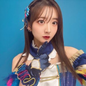 Aya Yamane Instagram - シャニマス6thツアー 横浜公演まであと1週間。
パンフレット、いかがでしたか？？☺︎
今は歌詞と振りを叩き込んでいます。自分にできることを、精一杯頑張る！！！
#シャニマス #アイドルマスター #シャイニーカラーズ #6thツアー #ライブ #kアリーナ #横浜