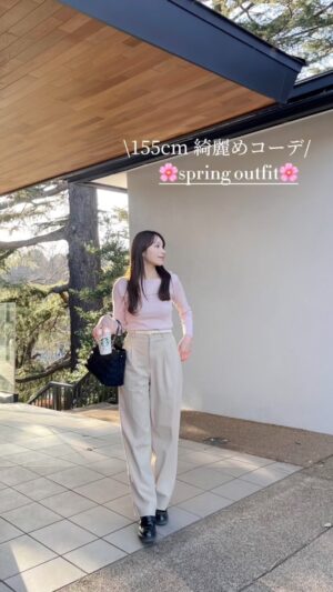 Ayaka Hidaritomo Instagram - プチプラで作る春コーデ🌸🤍　#春コーデ #綺麗めコーデ #155cmコーデ #低身長コーデ　#大人可愛い　#ユニクロ　#uniqlo #ユニクロ購入品　#dholic