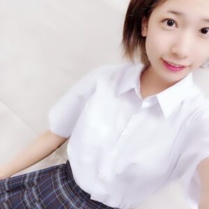 Ayaka Morikawa Instagram - 最終稽古おわり！！
後は本番だー！！
衣装あわせたよ！
制服、ジャージ、ユニフォーム！！
ユニフォームは初めて着たからとてもワクワクした！！
楽しみだな！
見に来てほしいな💙
『スリーアウト〜プレイボール編〜』
新宿村LIVE 8/22~8/26 
http://www.cnplayguide.com/asp/info/sysinf.aspx